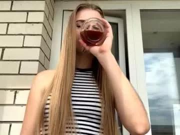 jinnyjaquins on Chaturbate