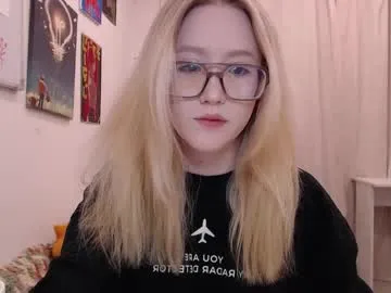 joan_kiss