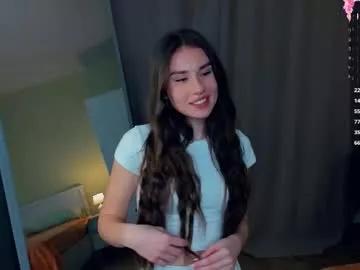 Freechat jolenerappleye on Chaturbate