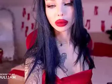 juli_jam on Chaturbate