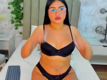 julietta_ross — Welcome daddy - Goal: Panty off and spanks [50 tokens left] #curvy #bigass #natural #latina  #18