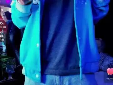 Freechat juniior0_0 on Chaturbate