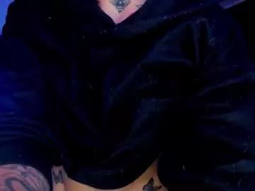 Freechat juniior0_0 on Chaturbate