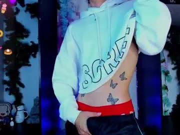 Freechat juniior0_0 on Chaturbate