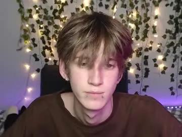 kaislutx from Chaturbate