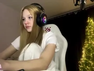 kayceefroehner — Amia's Room! Goal: kiss kiss #new #shy #teen #redhead #18 [12 tokens remaining]