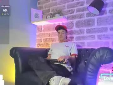 Chaturbate Kevinn_blue kevinn_blue from Chaturbate