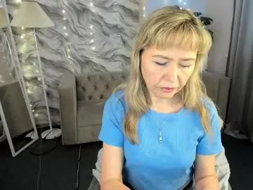 ki_wizz — Breast massage [94 tokens left] #new #18 #skinny #daddy #shy