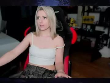 kimilee22 on Chaturbate 