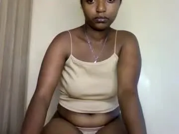 kitty_cattie — help me reach 1000tkns...show me love daddy.make my nipples long #ebony #squirt #young #tease #heels #curvy #cum #bigass #natural #bigboobs #shy [1000 tokens remaining]