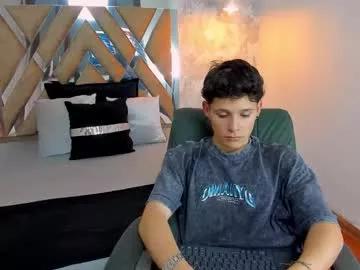 Join cute performer Kraven_lust kraven_lust from Chaturbate