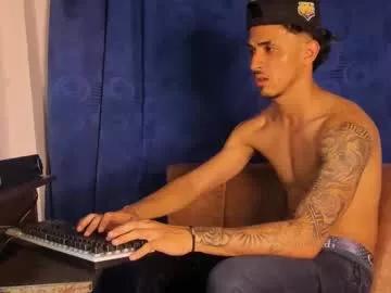 kriss_edwards on Chaturbate