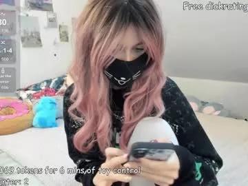 Check out Chaturbate's Kyrawildofficial kyrawildofficial from Chaturbate