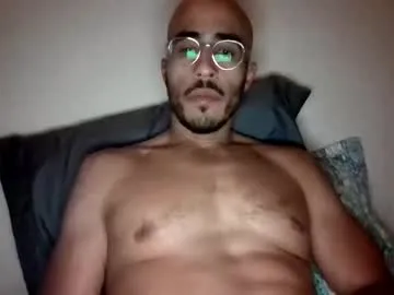 Freechat latinomixedbbc on Chaturbate