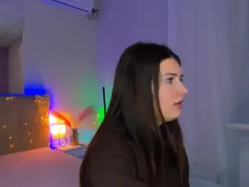 laura__leee — Tits [100 tokens left]