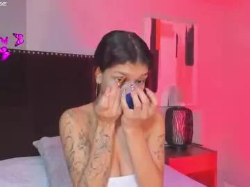 Freechat laura_aristizabal_19 on Chaturbate