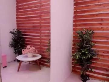 Freechat laura_bonnet_ on Chaturbate