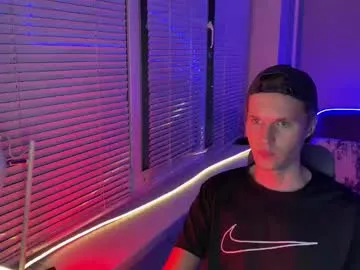 leonnextdoor — GOAL: For a sexy mood [80 tokens remaining] #lovense #twink #hole #slim #gay #teen just got out of the shower boys, with a clean bottom! Hi I'm Leon, small hole, bigger heart