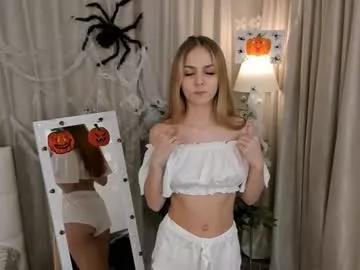 Naked Leviavillat wants you to fuck her body now leviavillat from Chaturbate