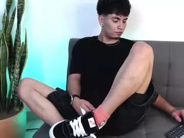 liam_ruiz_ on Chaturbate