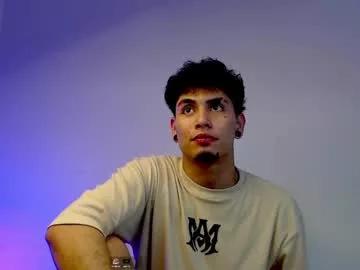 liam_ruiz_ on Chaturbate