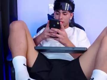 liam_ruiz_ on Chaturbate