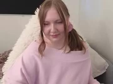 lilleambi from Chaturbate