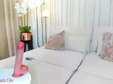 Private lissetlong69 on Chaturbate