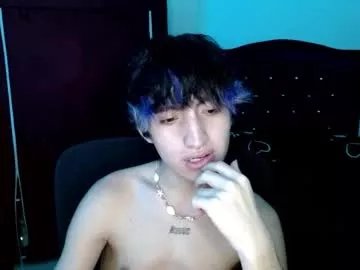 Freechat littlextrem on Chaturbate