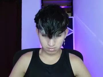 Freechat littlextrem on Chaturbate