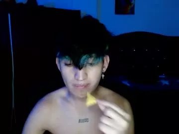 Freechat littlextrem on Chaturbate