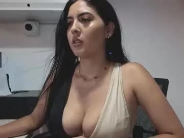 Freechat lolalola_12 on Chaturbate