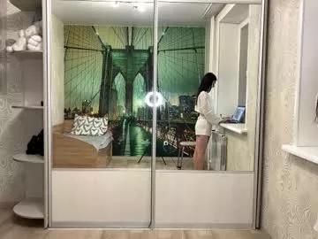 loreeluben from Chaturbate