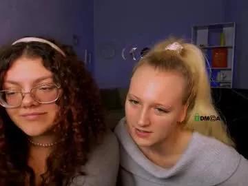 Watch Chaturbate's Loya_best loya_best from Chaturbate