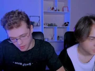 Group lucas_long_ on Chaturbate