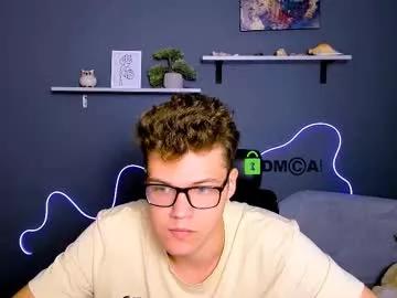 Group lucas_long_ on Chaturbate