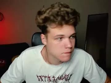 Group lucas_long_ on Chaturbate