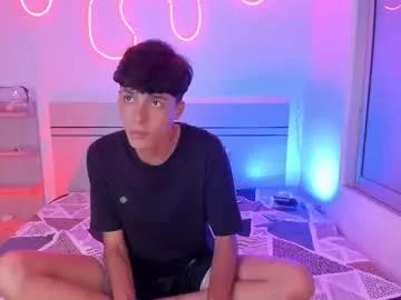 Check out Chaturbate's Luccas_ferreira luccas_ferreira from Chaturbate