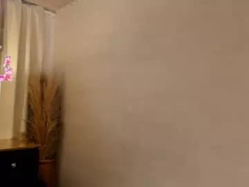 Freechat lucylovelyy1 on Chaturbate