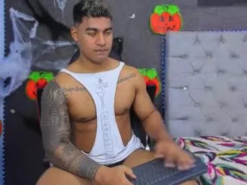 Freechat luigi_hot_ on Chaturbate