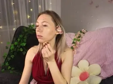 Freechat lunariabliss on Chaturbate
