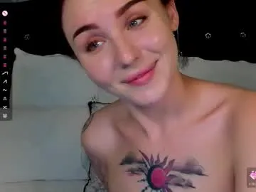 lushcherry on Chaturbate