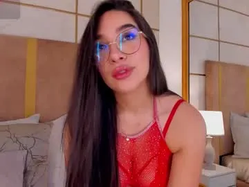 Freechat lyrabellini on Chaturbate
