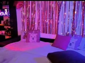 Freechat magic_alie on Chaturbate