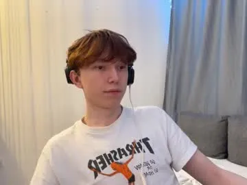 malcolm_yang on Chaturbate