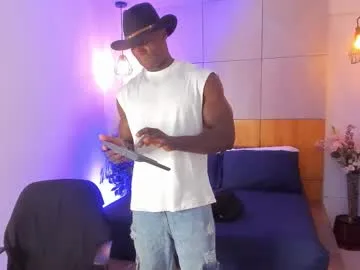 marcusblack_ — GOAL: Flex Show + Oil up  [9 tokens remaining]  Cardio & Good Vibes  | Muscles, Sweat & Interactive Toy  |  Special vibes 11,69,111 #muscle #stud #bbc #ebony #master