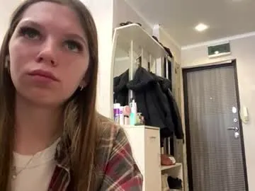 margarettavuolo — GOAL: playing with pussy [99 tokens remaining] Welcome to my room! #shy #new #bigass #18 #teen