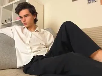 Freechat mark_romal on Chaturbate