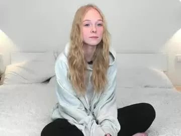 Freechat markettadeerman on Chaturbate