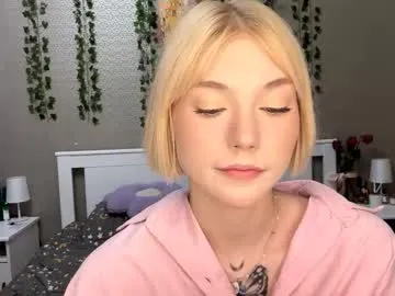 marvawillinghurst — Goal:take off my skirt <: My name is Lisa #new , My first day with a toy... I'm so nervous :3  #blonde #young #18 #shy [33 tokens remaining]